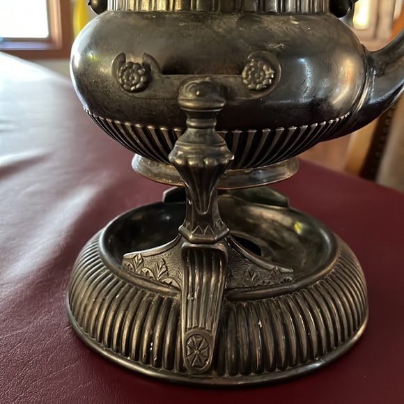 Antique Wilcox Kettle - Picture 4 of 11